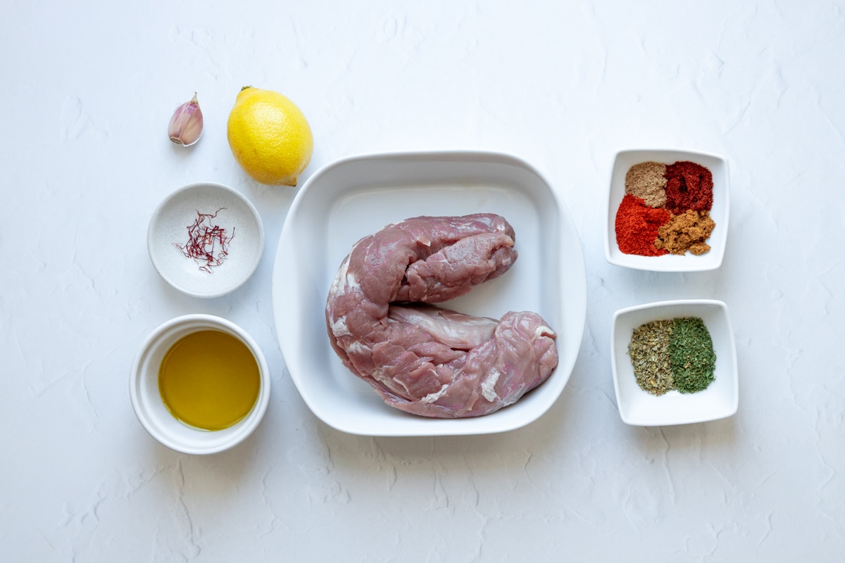 Ingredients for pinchos morunos